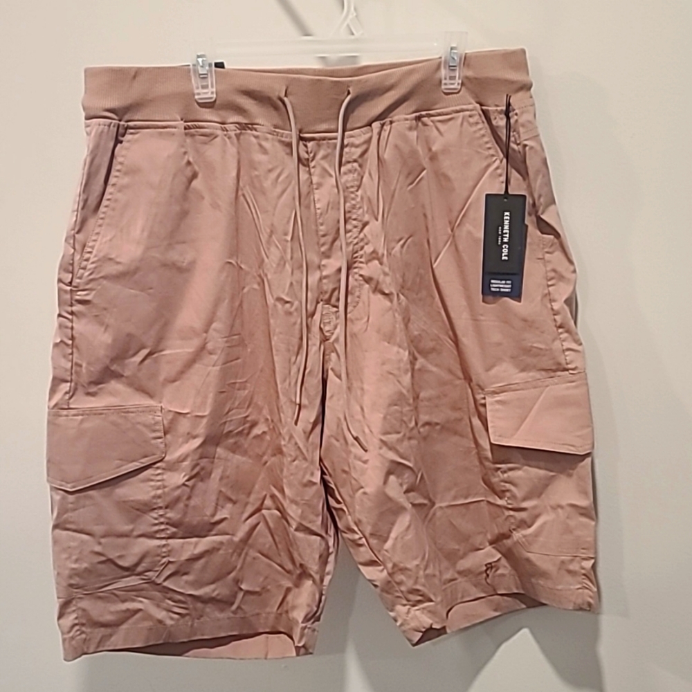 Kenneth Cole Dark Clay Techni-Cole Cargo Shorts, Size 42